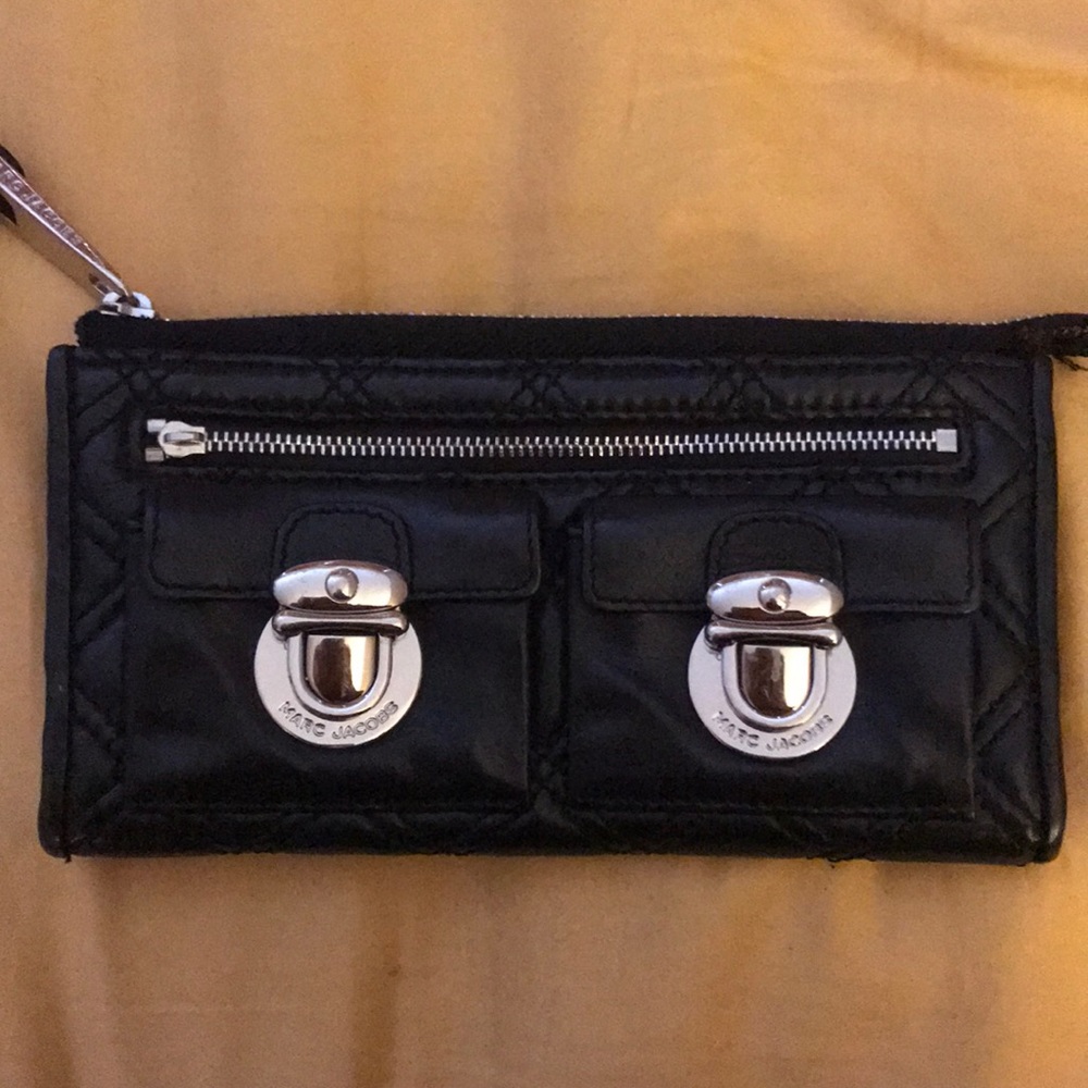 Marc Jacobs Long Wallet - Black w Silver Hardware